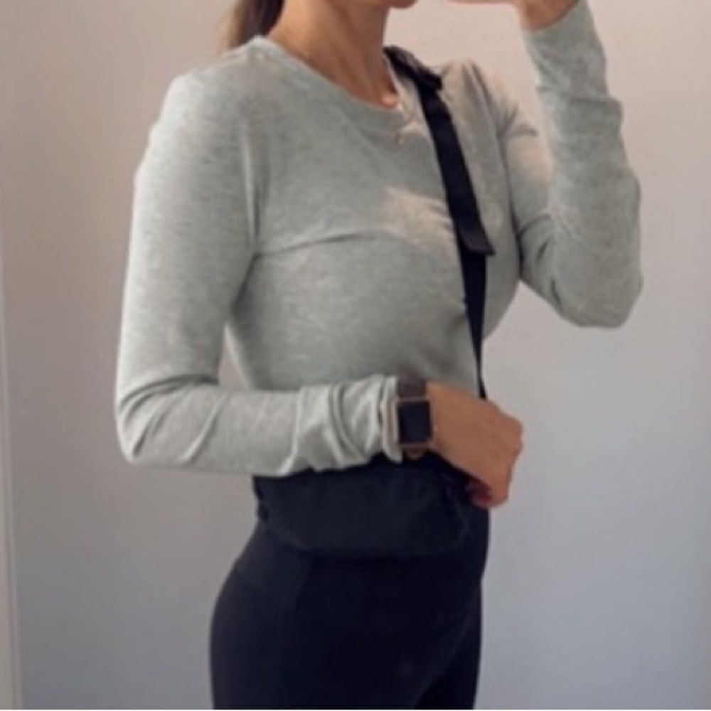 Long Sleeve Grey Ribbed Crop Top
